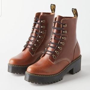 Leona butterscotch Dr. Martens
